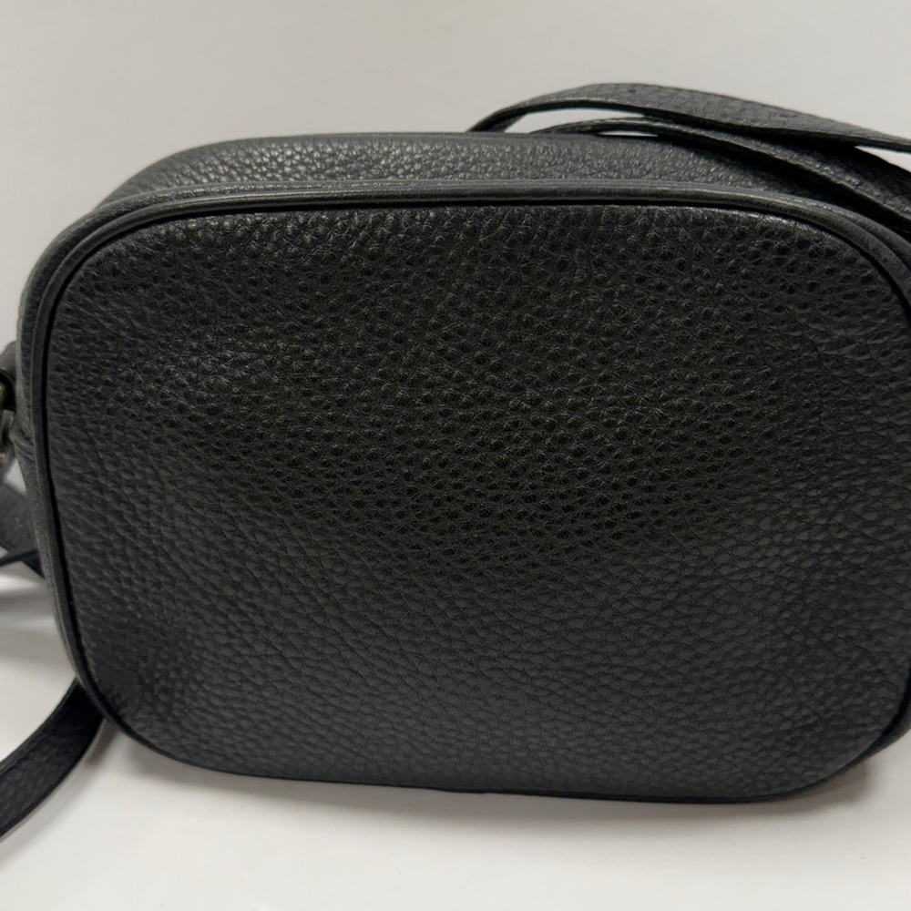 Gucci Black Leather Crossbody Bag with Tassel - Picture 4 of 12